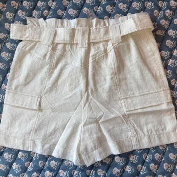 🌙 NWT ANTHRO MOON RIVER White Paper Bag Waist Shorts 🤍 Sz M - Picture 5 of 6